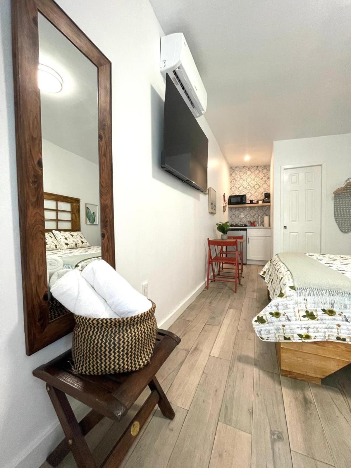 Studio Close To Everything Miami Esterno foto